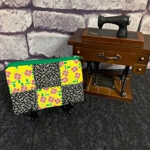 Quilted Wallet/Coin Pouch By Simply Quilted